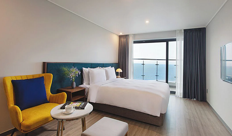 HAEUNDAE YOUNGMU PARADE HOTEL