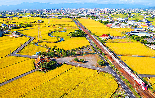 宜蘭礁溪自選飯店.機車自駕自由行2日