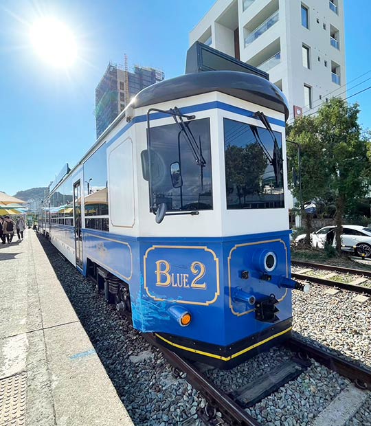 海雲台海岸列車