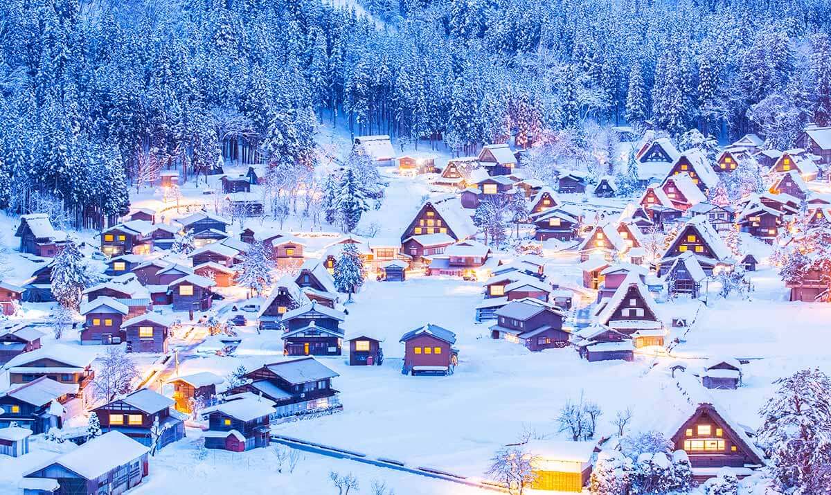 合掌村點燈雪景