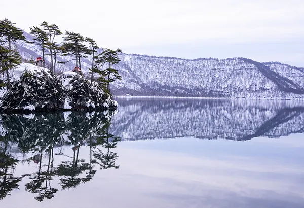 冬季十和田湖