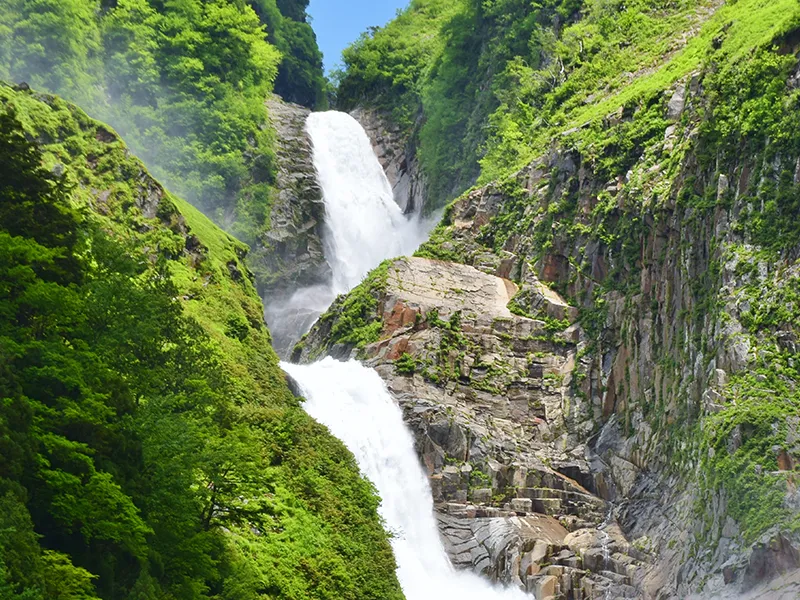 立山黑部稱名瀑布